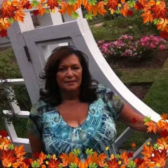 Meet your Posher, Karlee - Picture 1 of 1